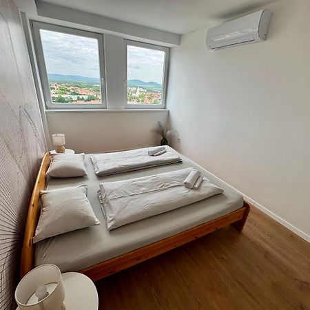 Panorama View Deluxe Apartment Veszprém Esterno foto